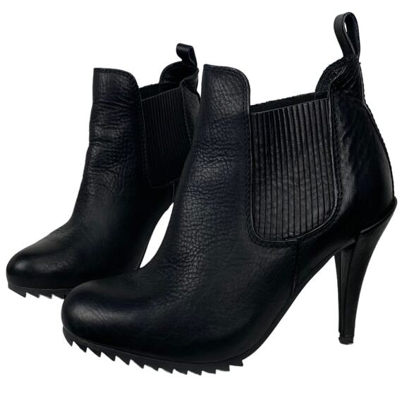 Pedro Garcia Shoes - Pedro Garcia Yoad Justine Heeled Chelsea Boots Booties in Black Leather, Size 8